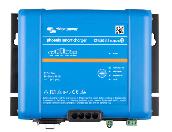 Hovedbilde VICTRON Phoenix Smart IP43 Batterilader 12V 50A 3-kanaler